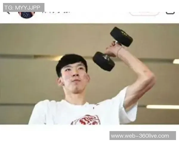 周琦重返赛场展现实力引发球迷热议未来发展值得期待