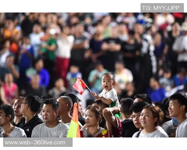四川与贵州足球对决激战正酣球迷热情高涨期待精彩瞬间