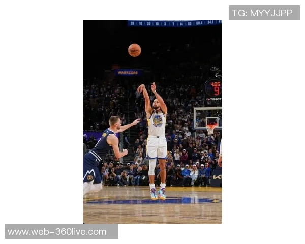 库里三分大赛决赛狂轰20球创历史纪录展现超凡投篮实力 库里三分大赛决赛狂轰20球创历史纪录展现超凡投篮实力